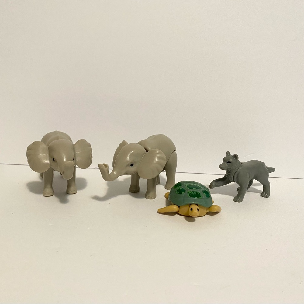 Playmobil Wiltopia Elephant Turtle Wolf Toy Happy Meal Mcdonalds Lot